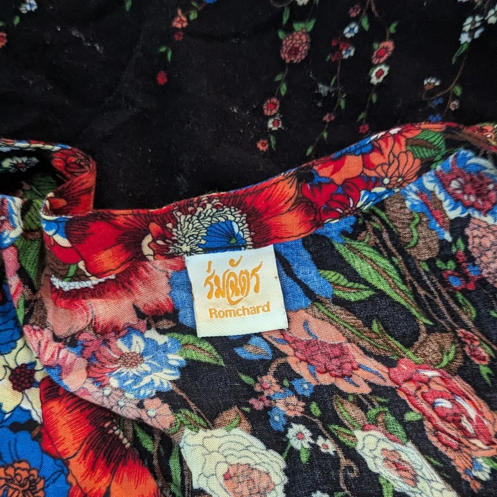 5 In A Bumdle- Floral black coverup/summer dress M